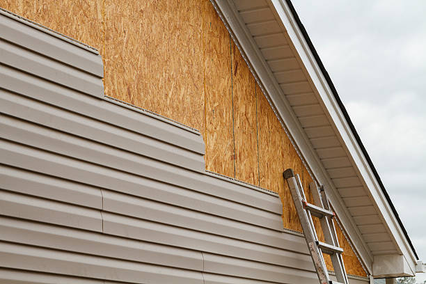 24/7 Emergency Storm Damage Siding Repair experts in Warsaw, NC